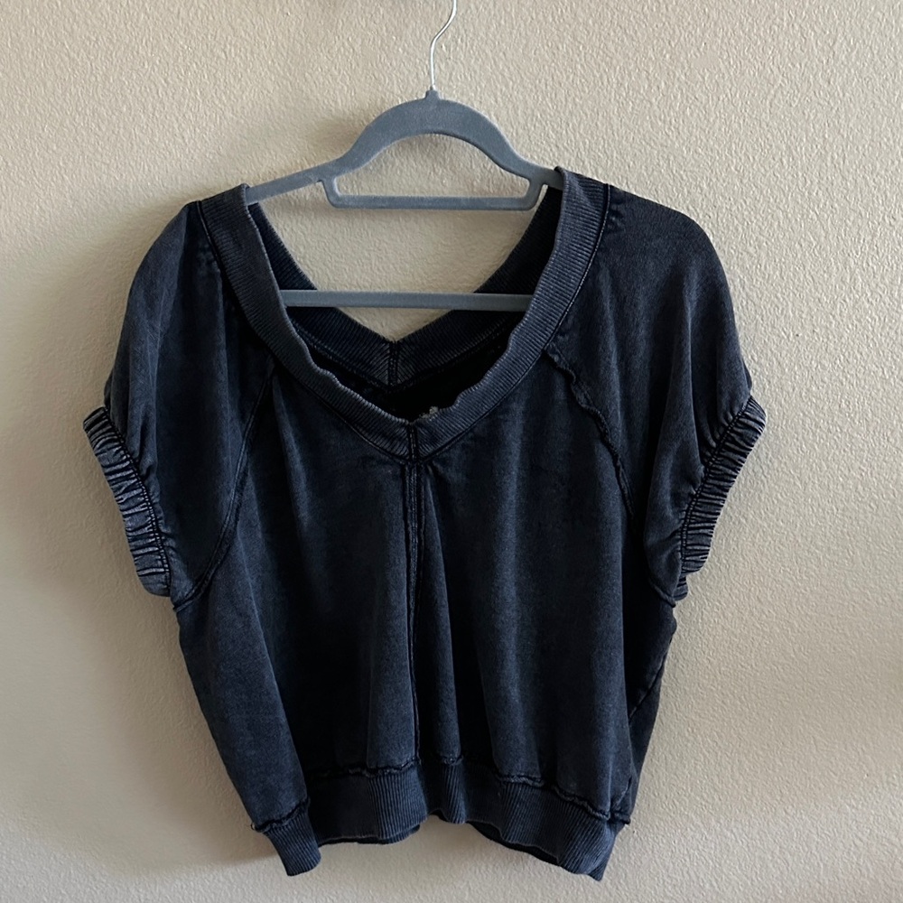 Pilcro Black Short-Sleeve V-Neck Boxy Pullover